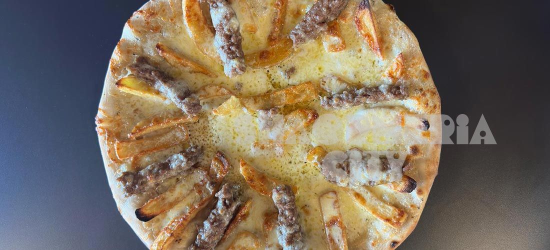 Pizza cu Mici